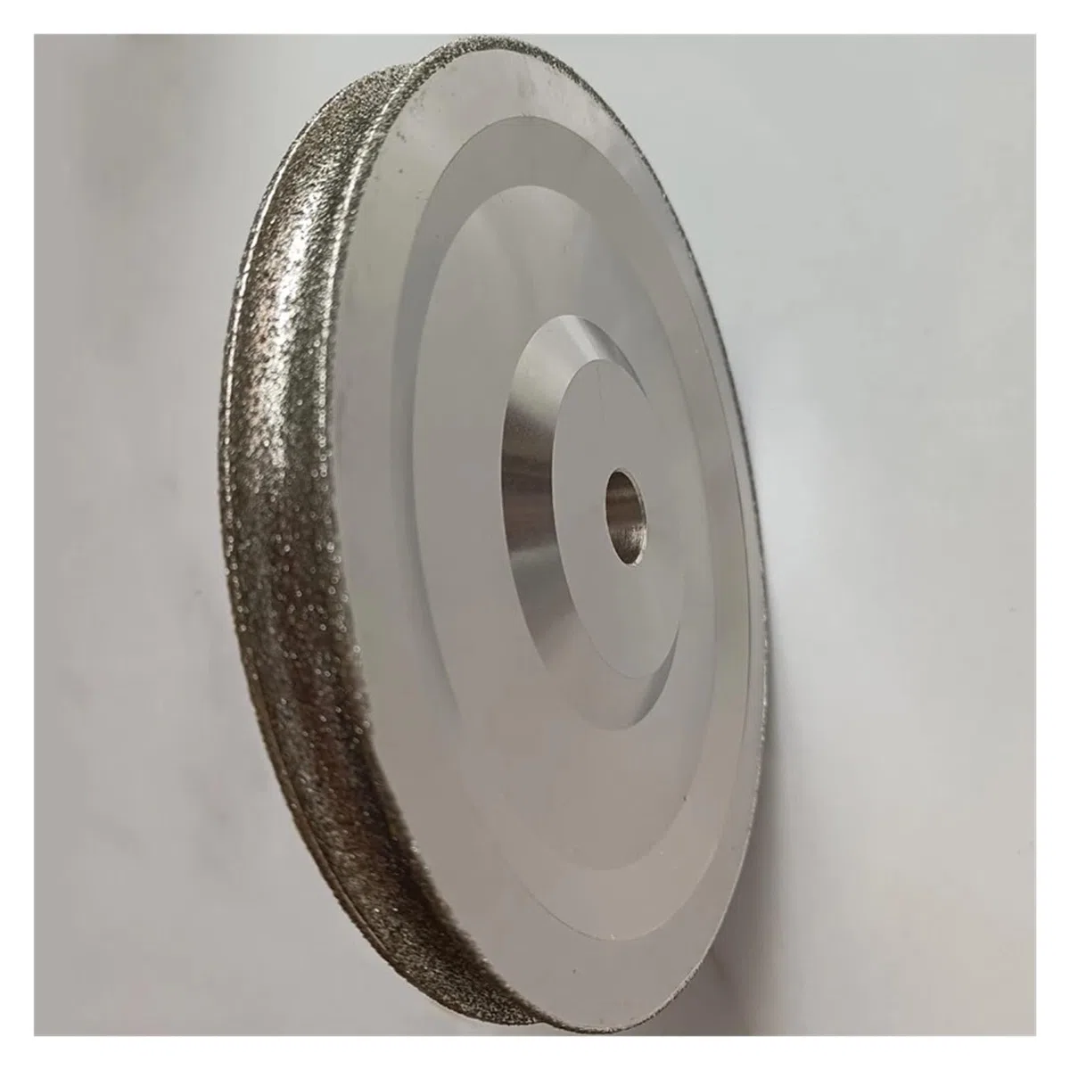 Roue de façonnage de boule de diamant de 6 pouces, 16 trous