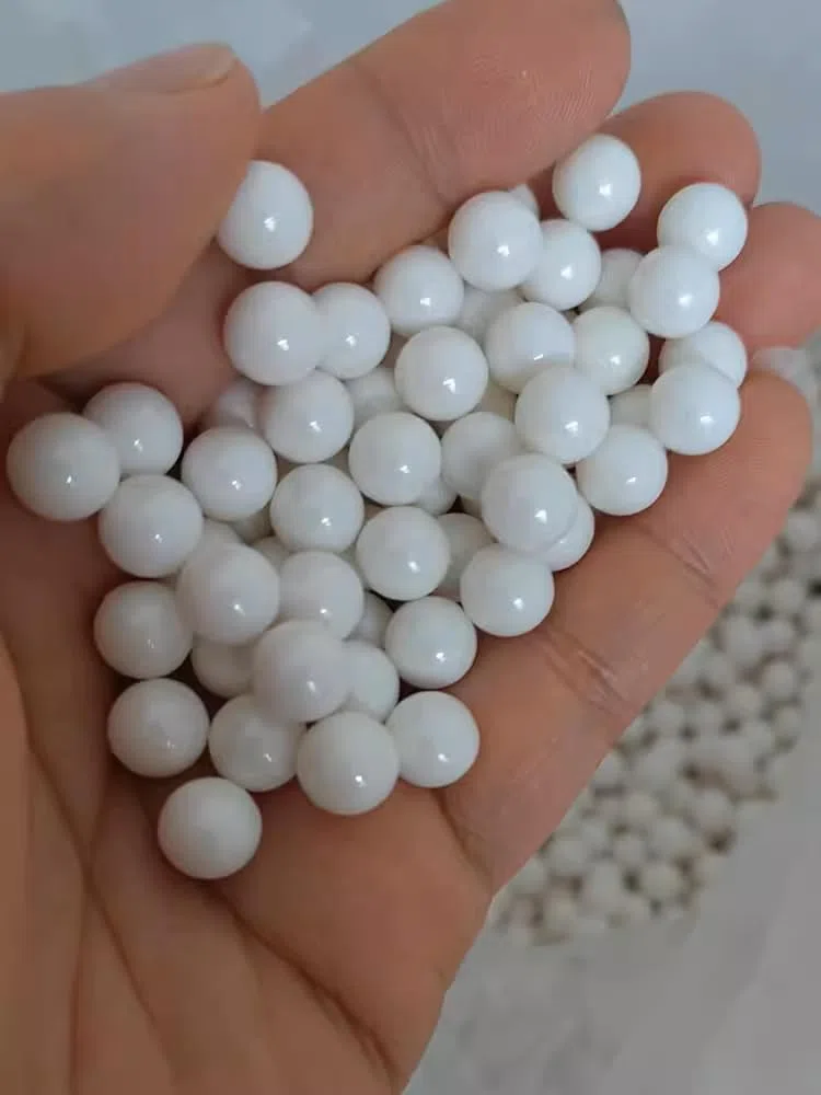 Boules de meulage en céramique de polissage d'oxyde de zircone-3mm à 50mm, 1000g for un meulage et un polissage supérieurs(3mm)